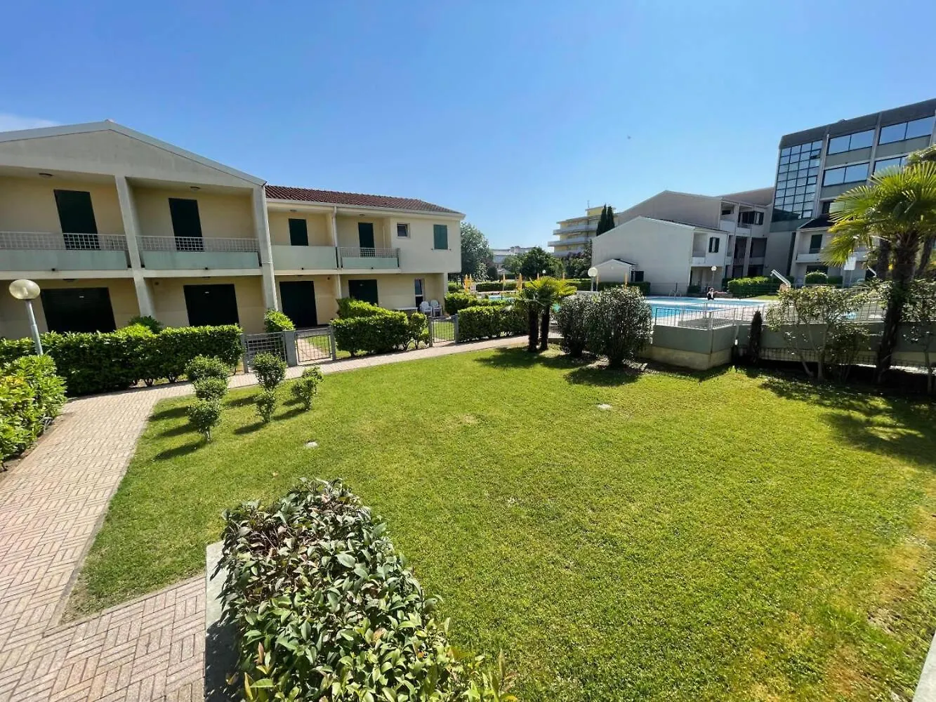 Villaggio Luna Swimmingpool- Agenzia Cocal Caorle