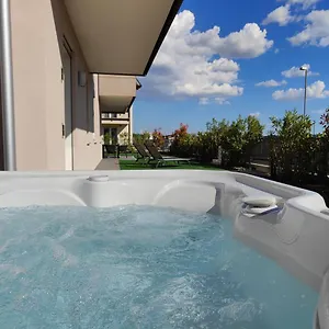 San Giorgio Design Con Jacuzzi Privata Apartment
